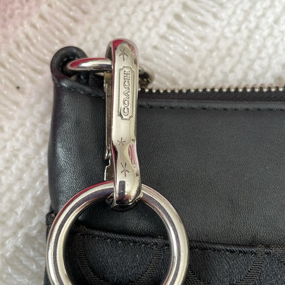 Coach Black C Design Crossbody EUC with shirt - Picture 12 of 12